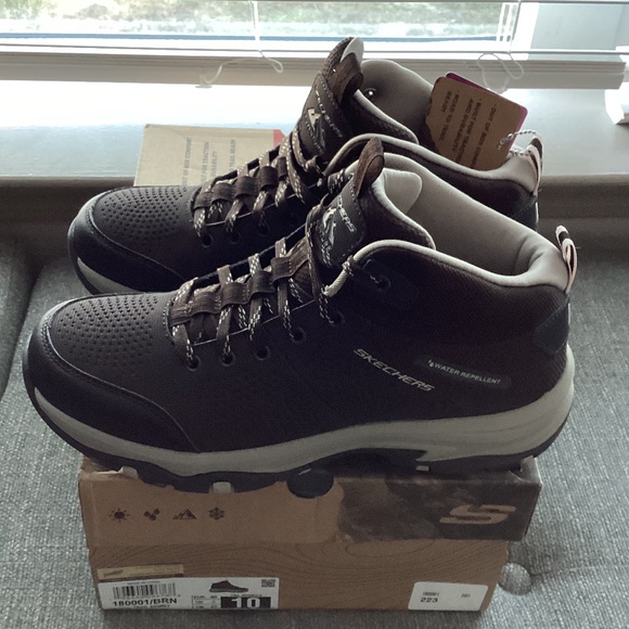 Skechers Women's Trego - Trail Kismet Mid-Top Hiking Boots, size 10 - Picture 1 of 12